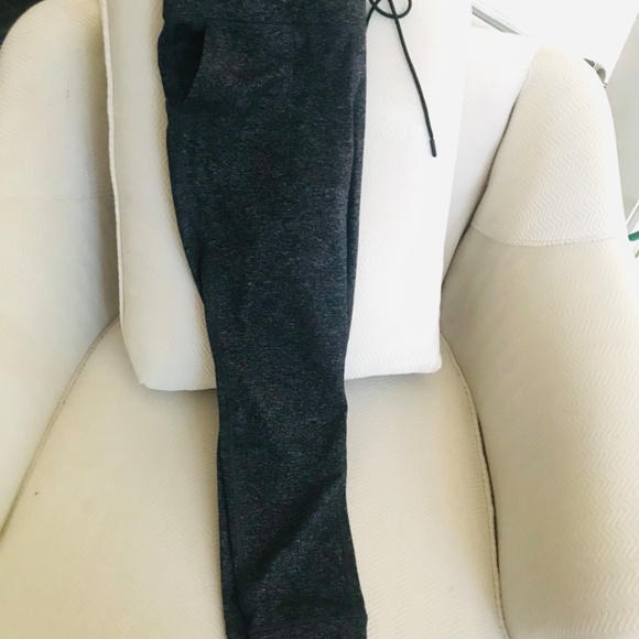 Grey joggers from Old Navy Active Wear - Picture 2 of 6